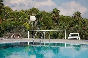 Aparthotel Tenuta Terenzano Torre San Giovanni Ugento