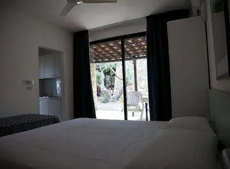 Tenuta Terenzano Aparthotel