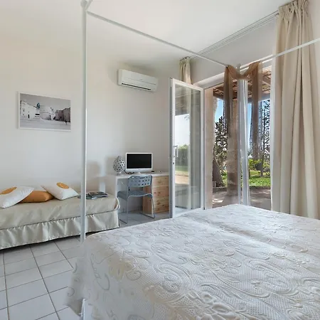 Aparthotel Tenuta Terenzano Torre San Giovanni Ugento
